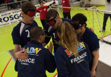 Le Collectif UNADEV de Torball lors du tournoi à Nice les 26 et 27 novembre 2016