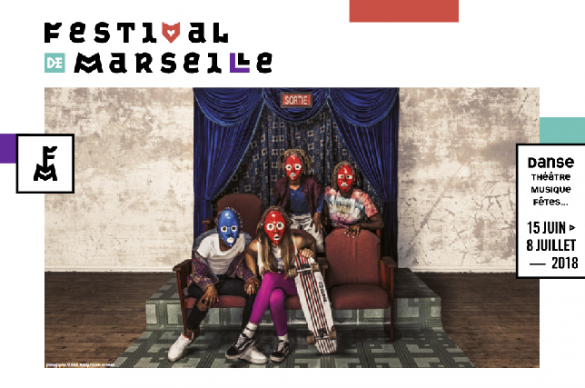 Personnages masquées sur affiche Festival